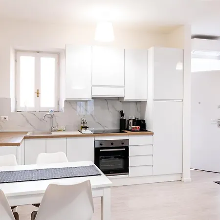 Dorderio 41 - Private Parking&self Check-in Appartement *